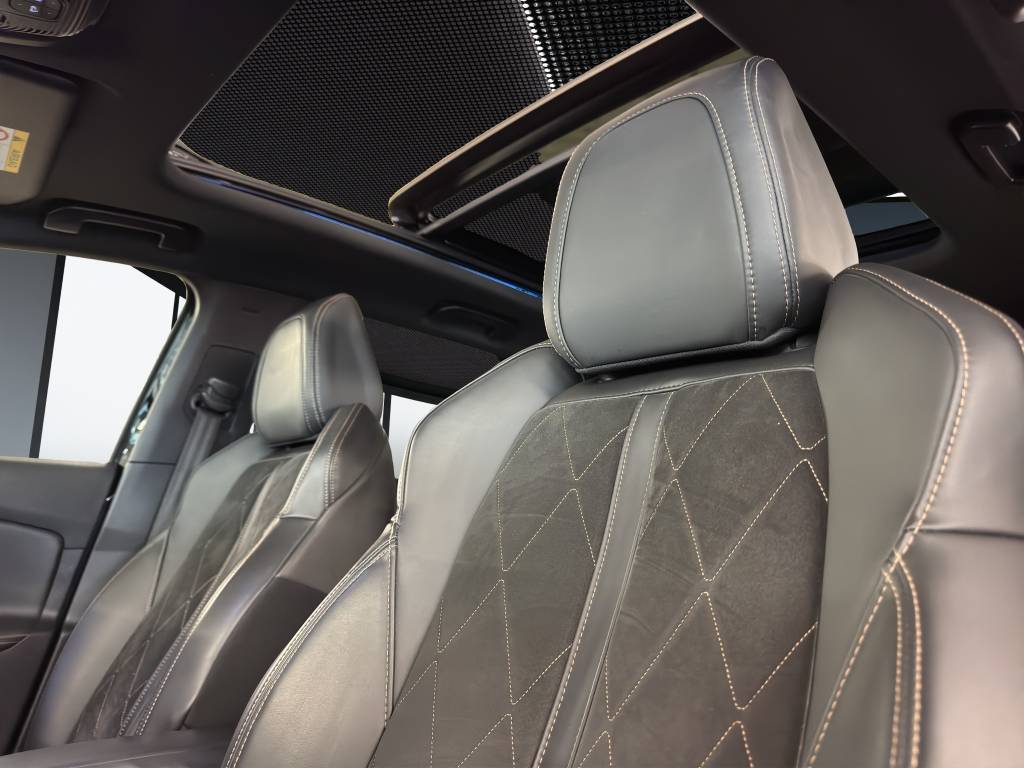 PEUGEOT 3008 2.0 BlueHDi GT EAT-image-9