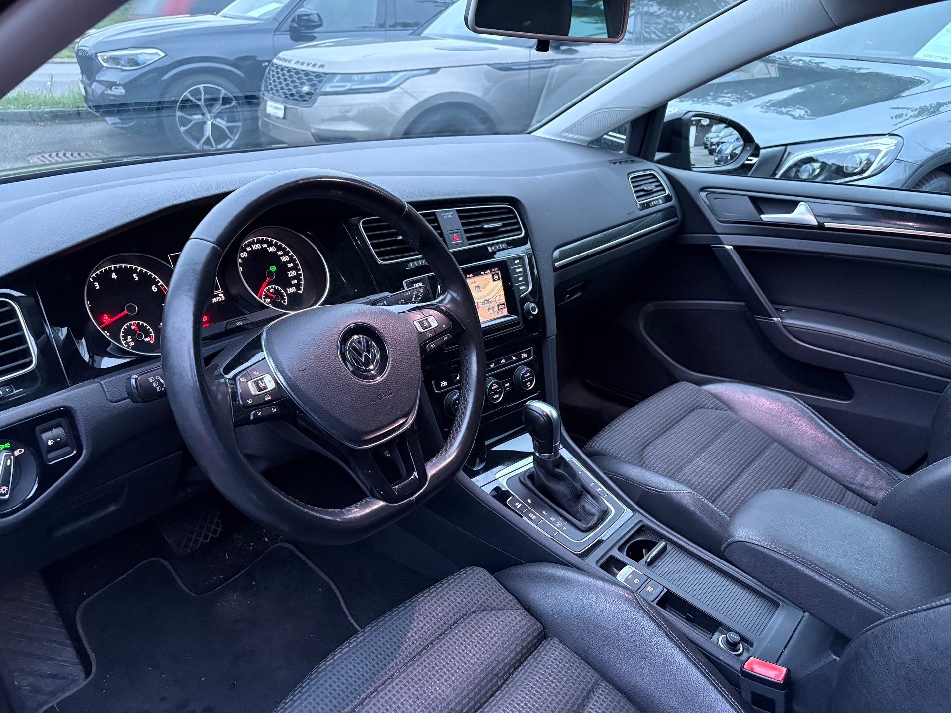 VW Golf 1.4 TSI Highline DSG-image-8
