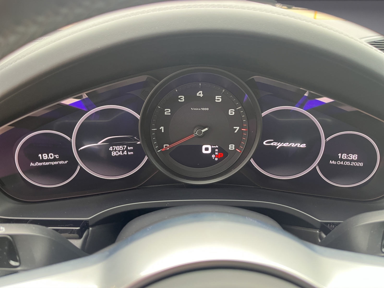 PORSCHE Cayenne 3.0 V6-image-9