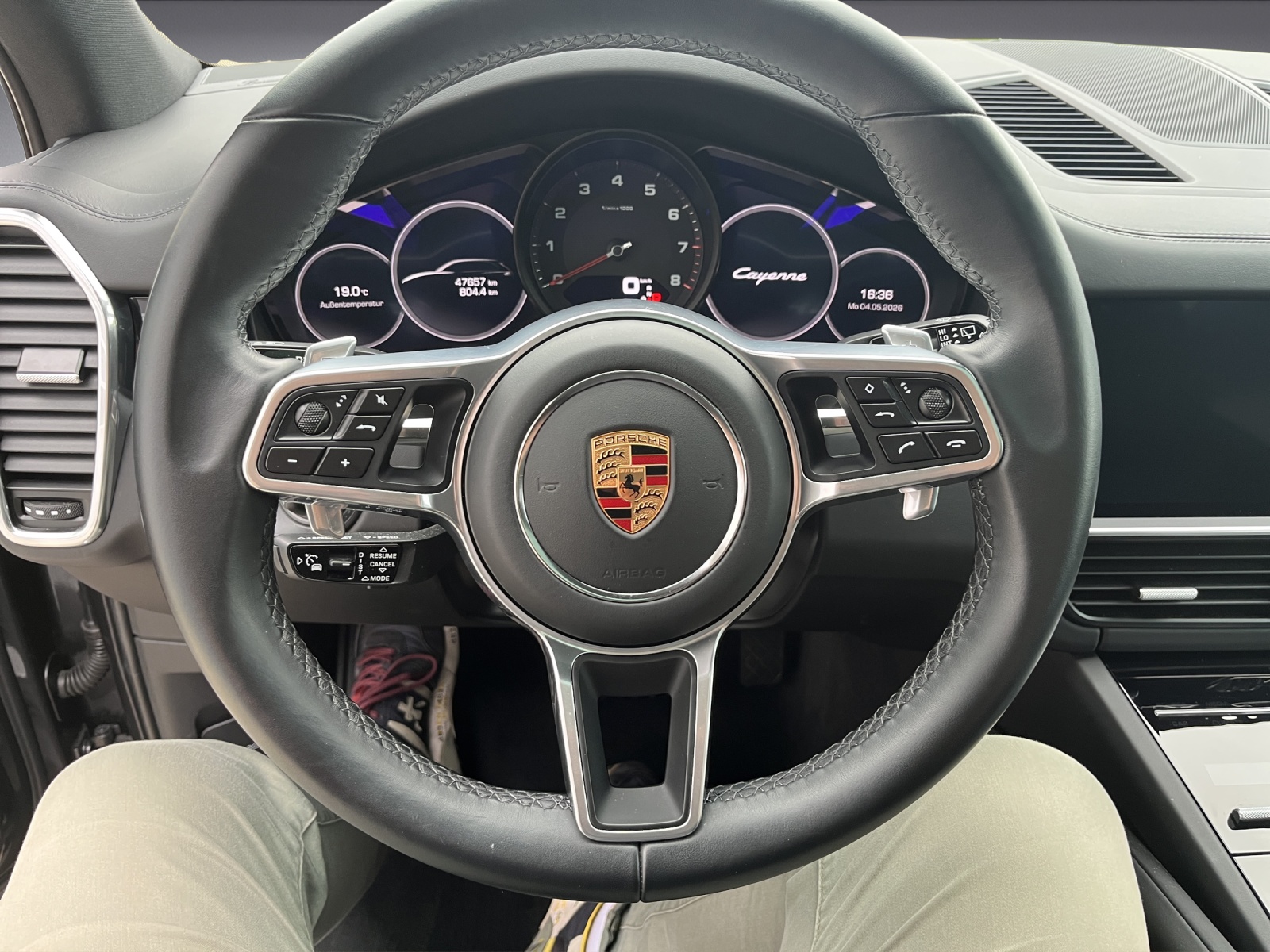 PORSCHE Cayenne 3.0 V6-image-8