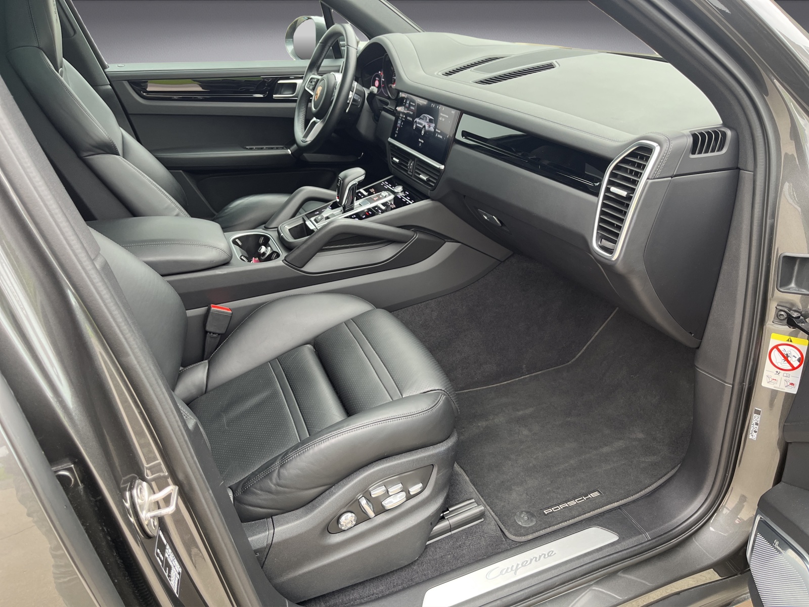 PORSCHE Cayenne 3.0 V6-image-14