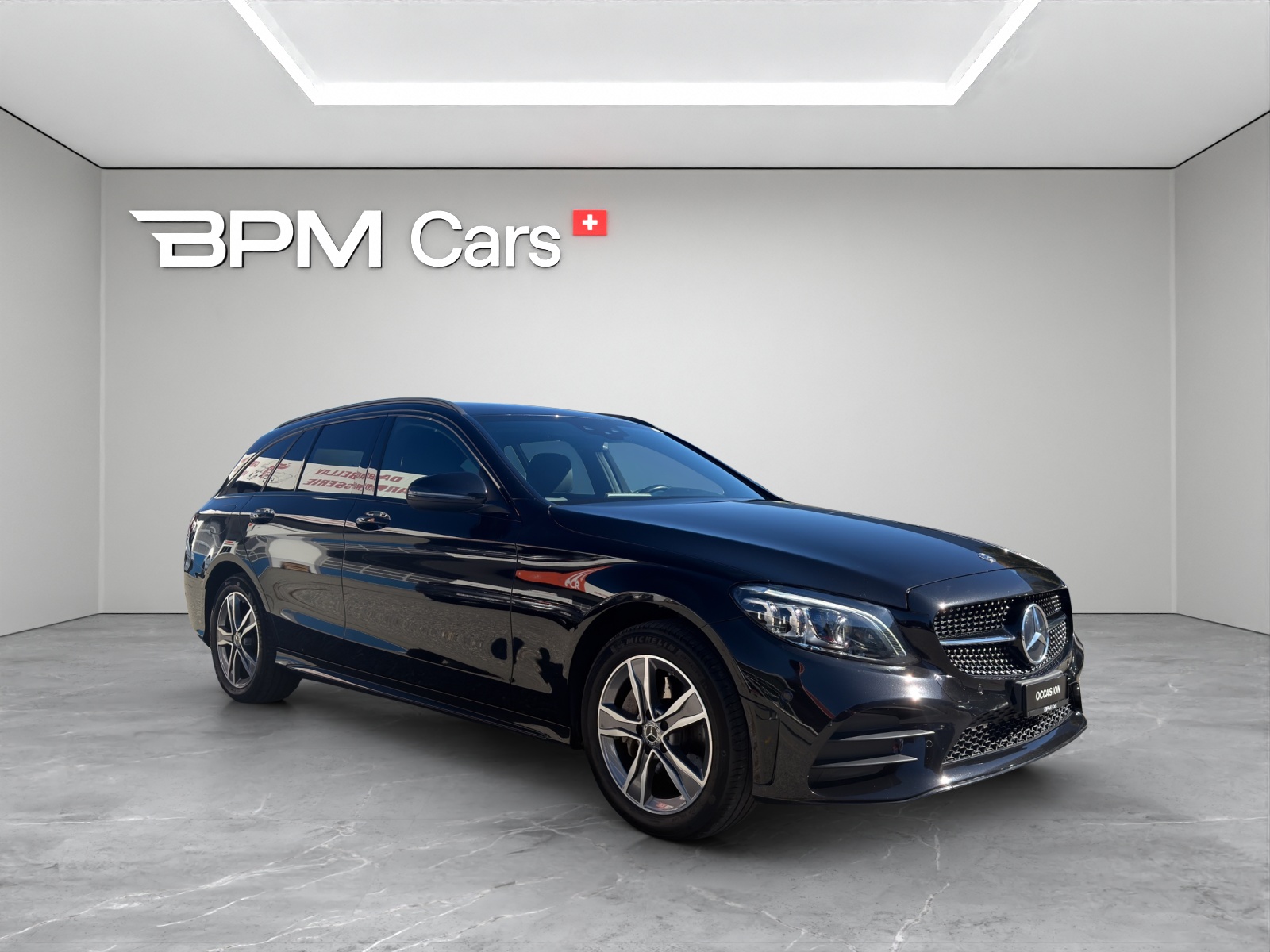 MERCEDES-BENZ Classe C S205 Combi C 200 AMG Line 4matic-image-4