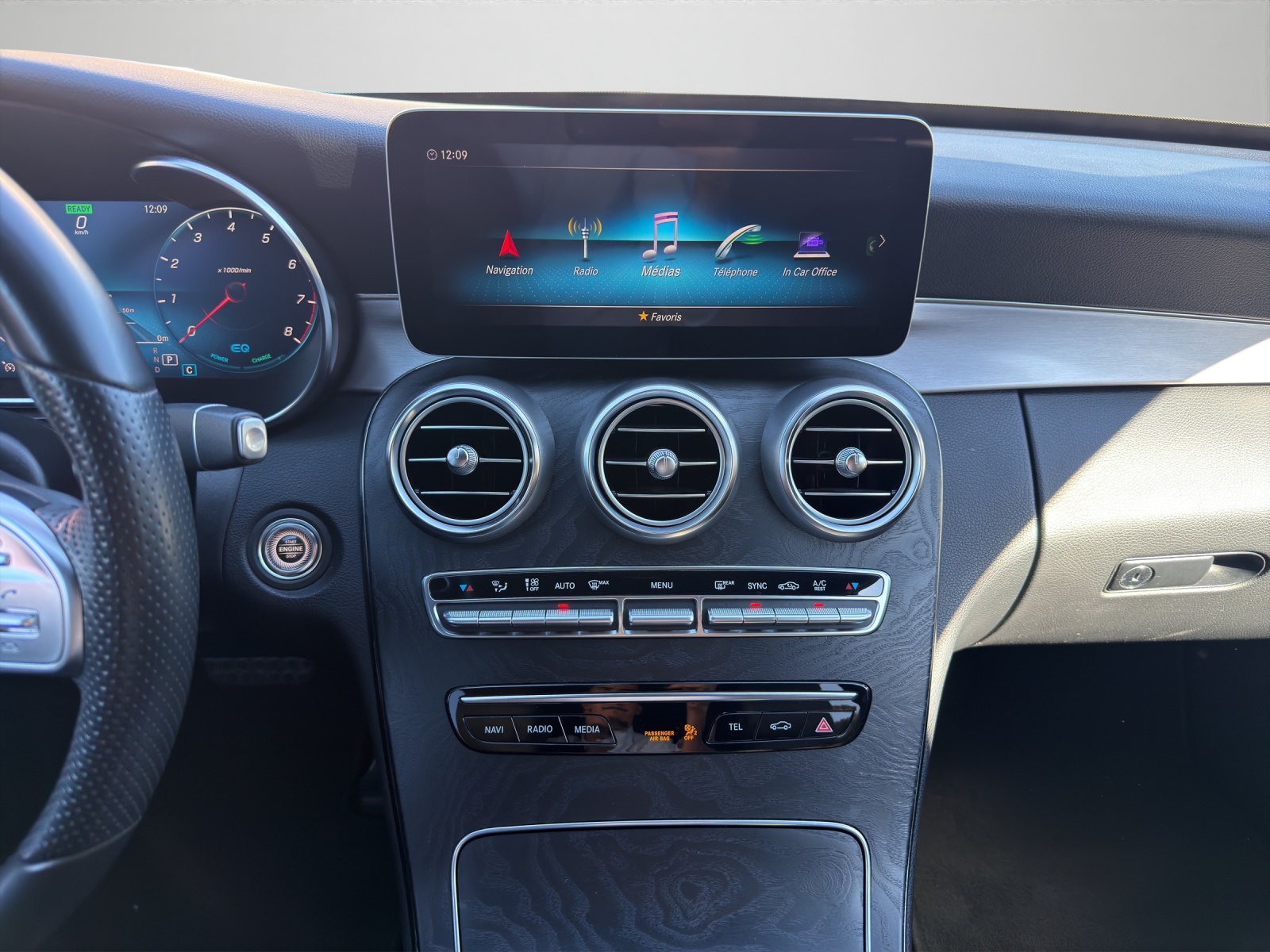 MERCEDES-BENZ Classe C S205 Combi C 200 AMG Line 4matic-image-11