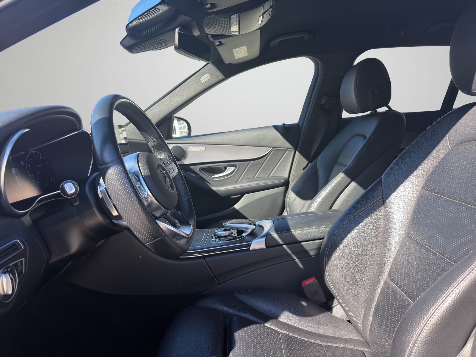 MERCEDES-BENZ Classe C S205 Combi C 200 AMG Line 4matic-image-8