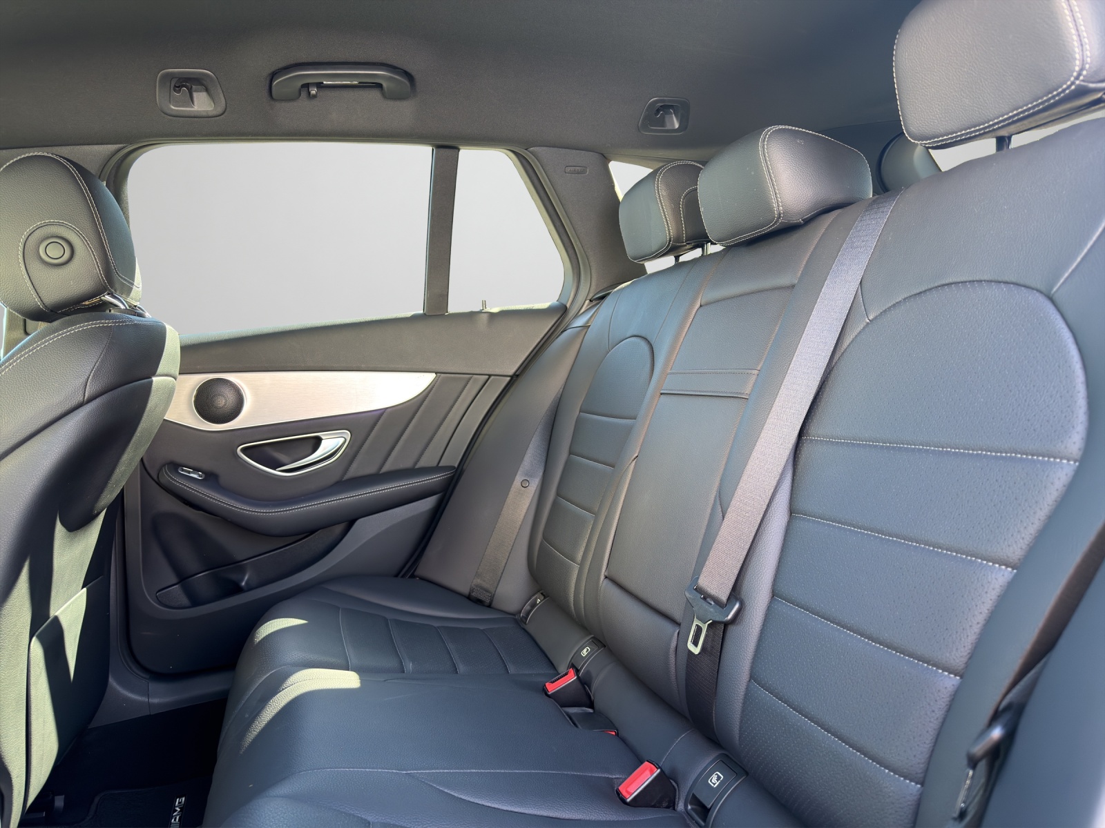 MERCEDES-BENZ Classe C S205 Combi C 200 AMG Line 4matic-image-15