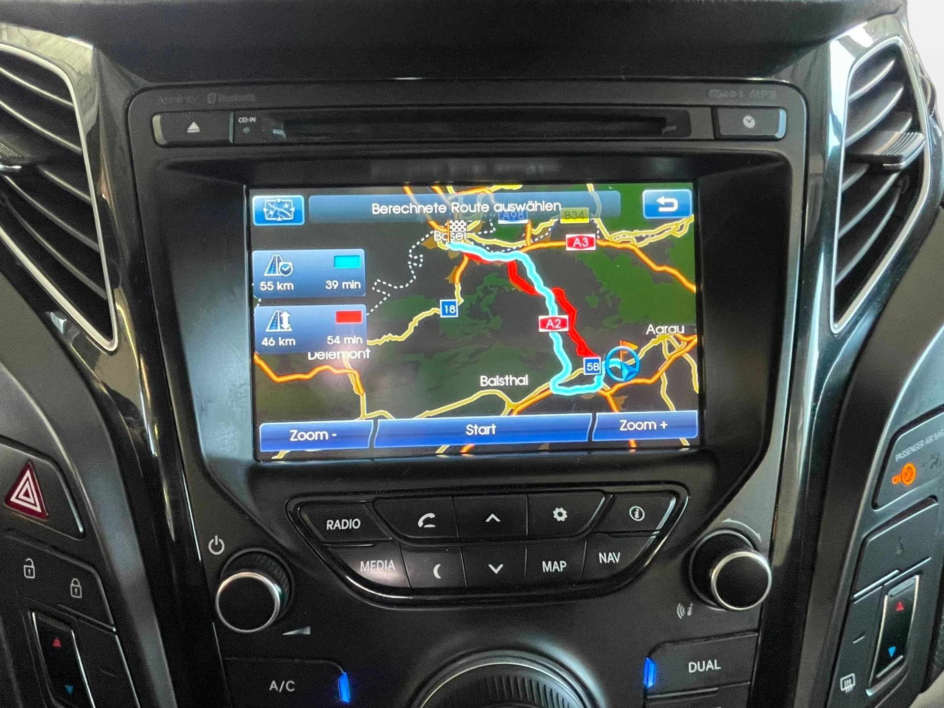 HYUNDAI i40 Wagon 1.7 CRDI Premium Automatic | Frisch MFK | CH-Auto | Ab Service | Pano Dach | Leder-image-14