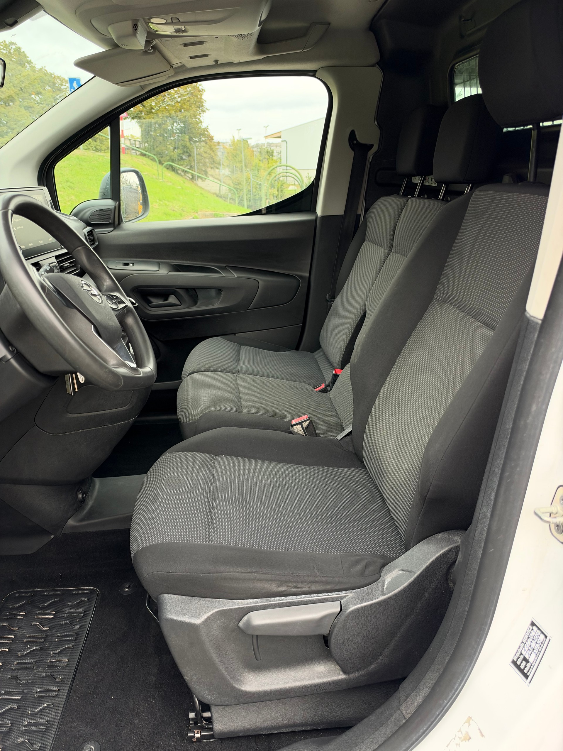 OPEL Combo 1.5 Cargo Dynamic start/stop-image-8