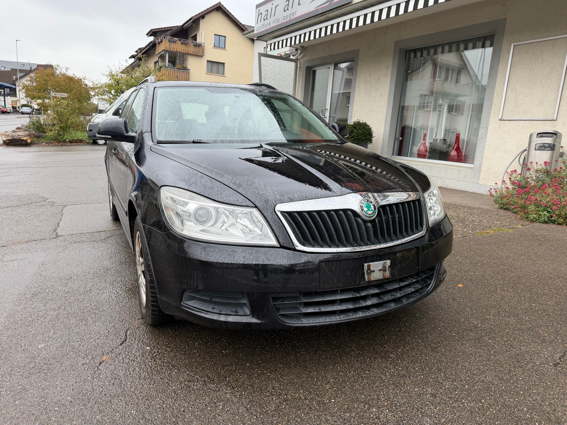 SKODA Combi 1.6 TDI-image-1