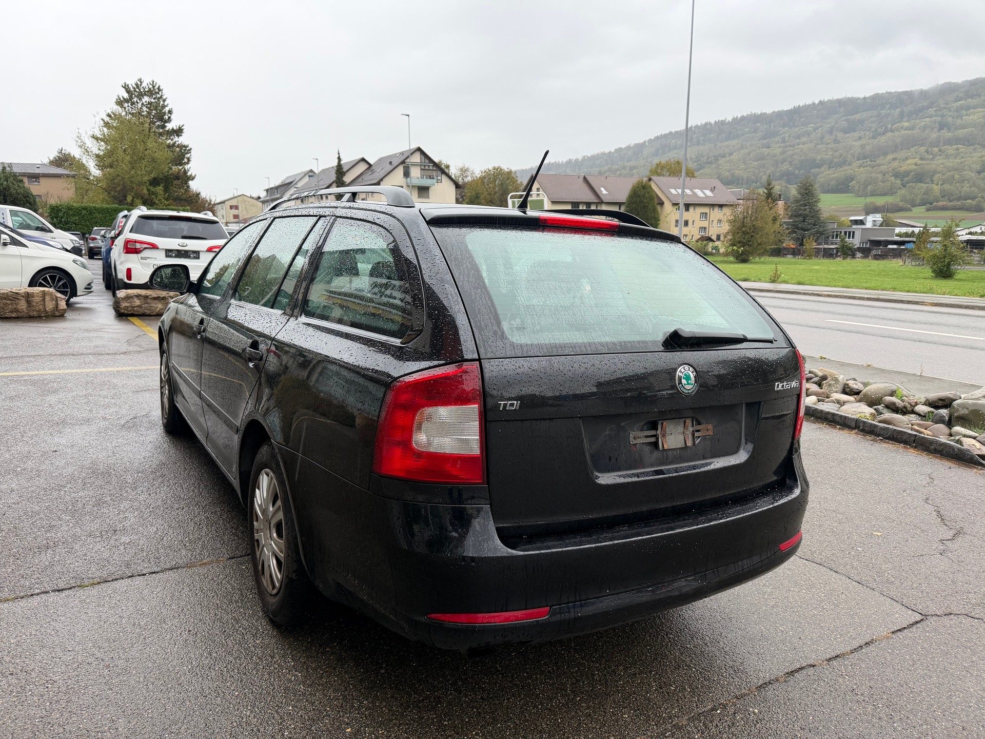 SKODA Combi 1.6 TDI-image-3
