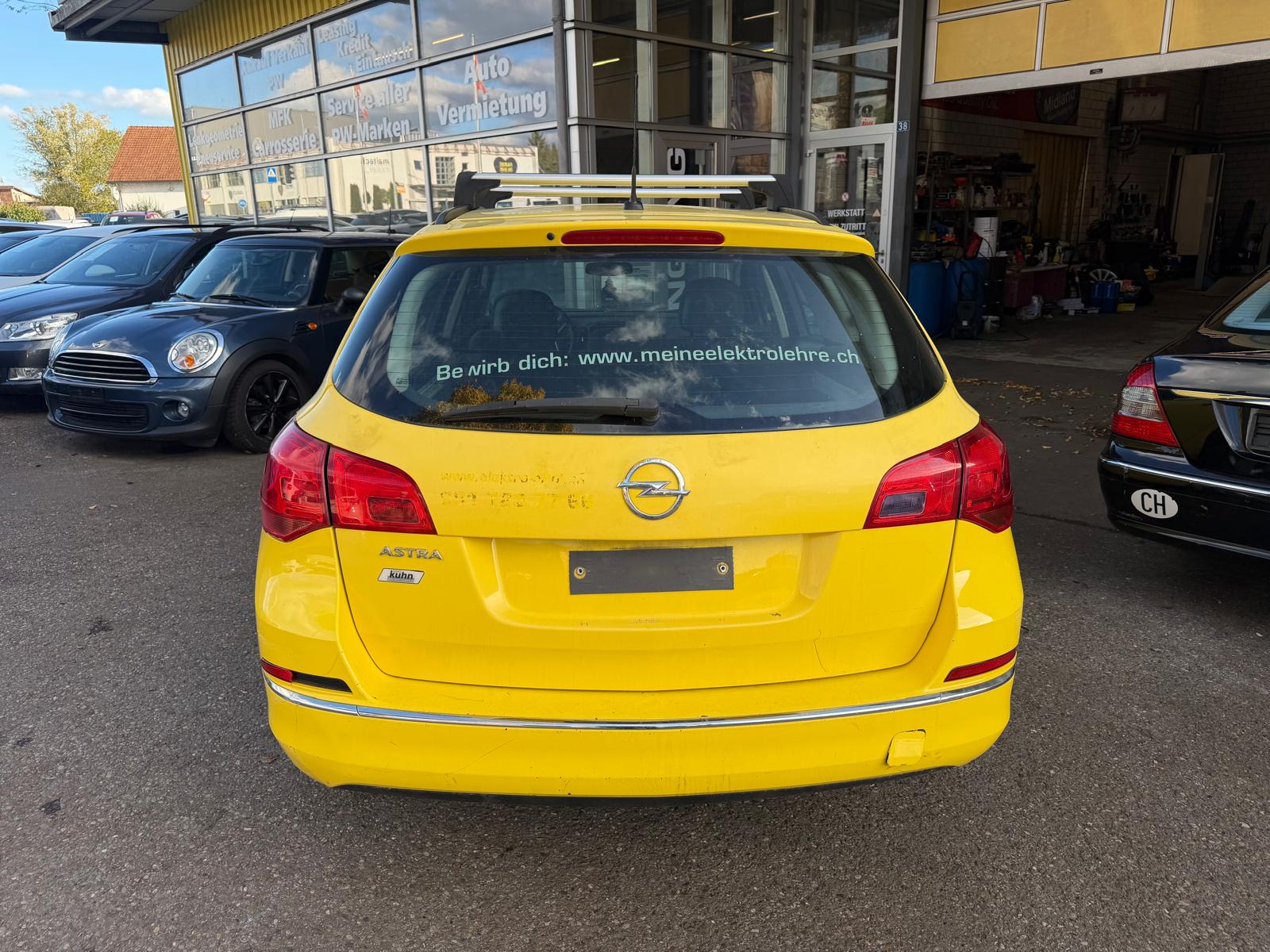 OPEL Astra SportsTourer 1.6i 16V-image-2
