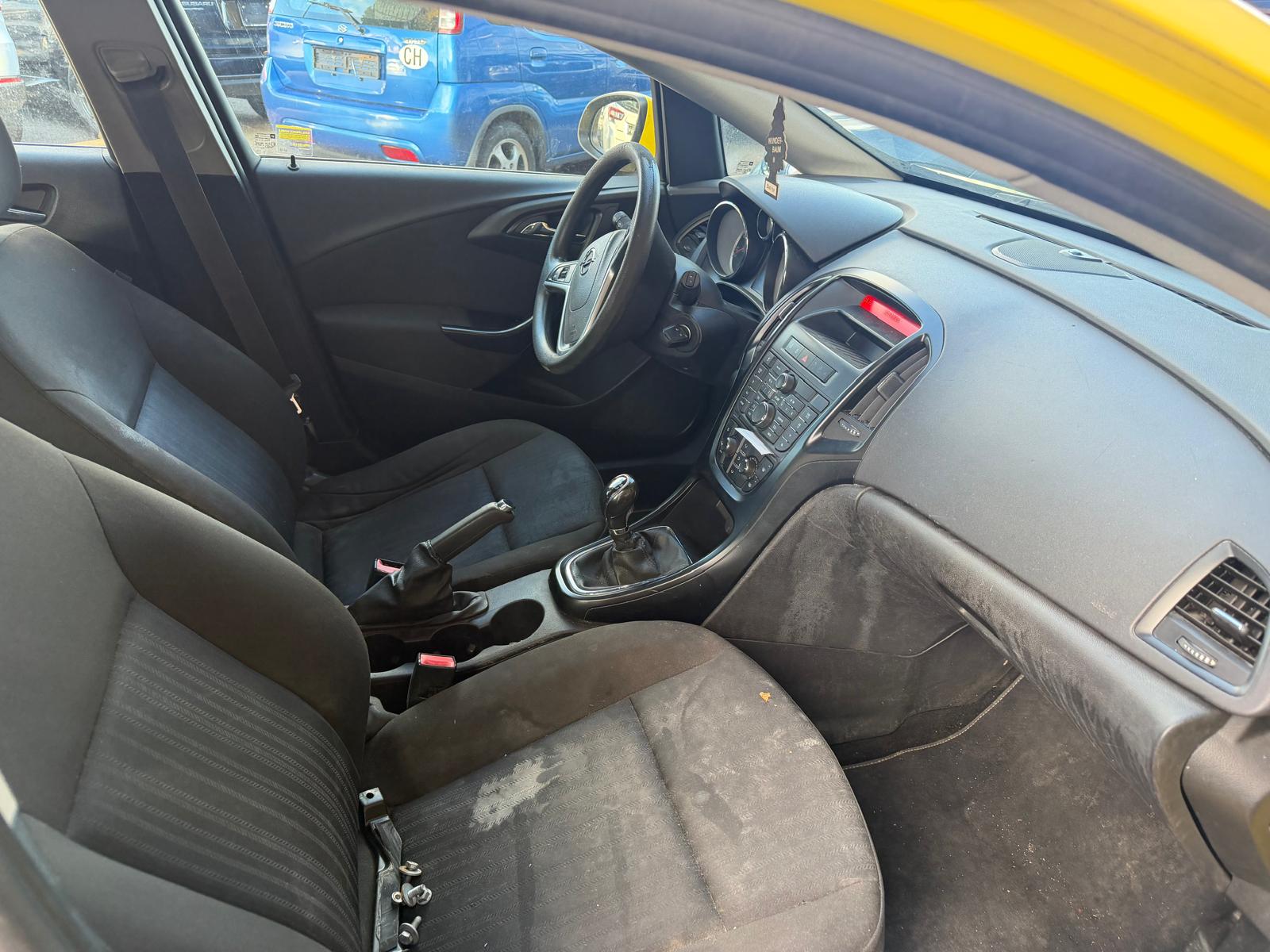 OPEL Astra SportsTourer 1.6i 16V-image-5