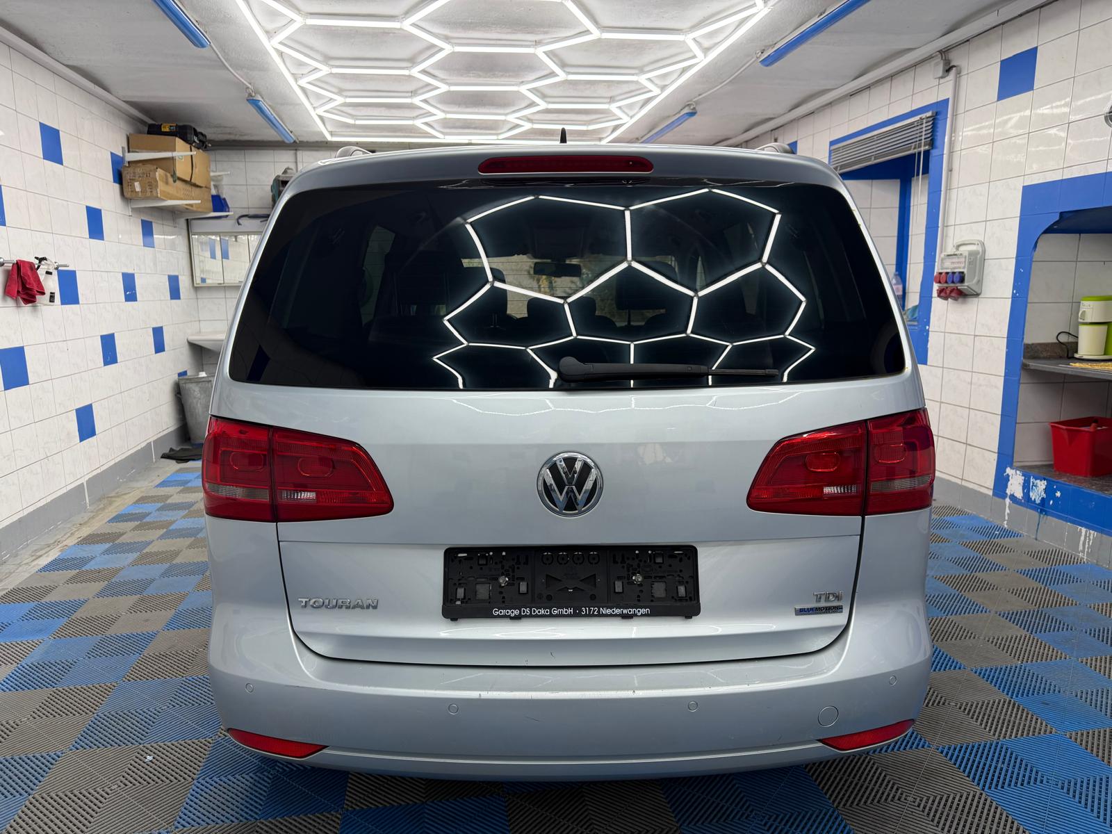 VW Touran 1.6 TDI BMT Comfortline DSG-image-5