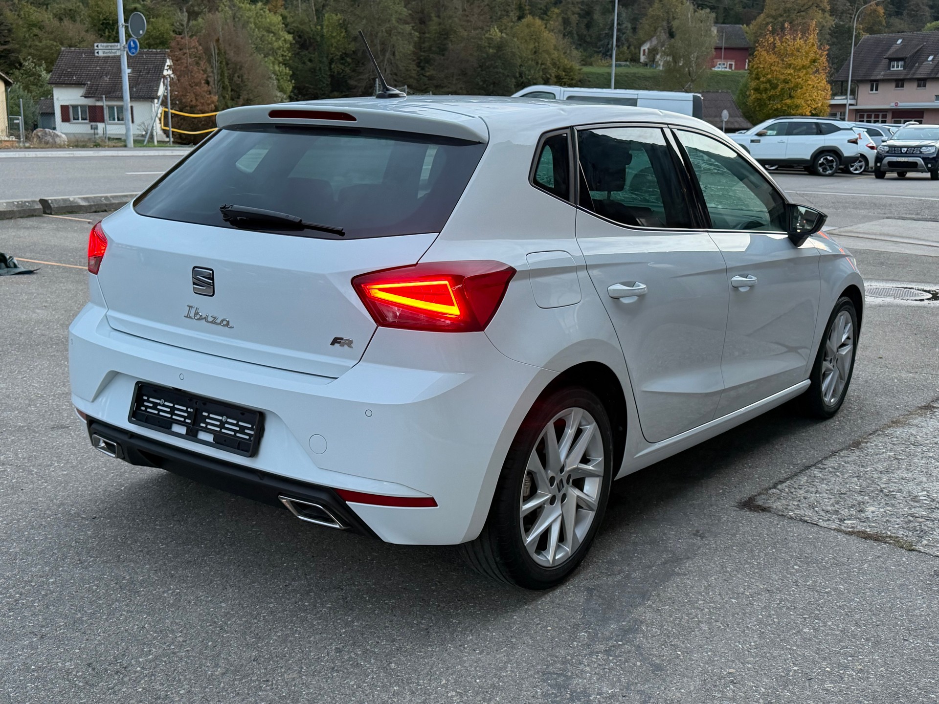 SEAT Ibiza 1.0 EcoTSI Move FR DSG-image-3