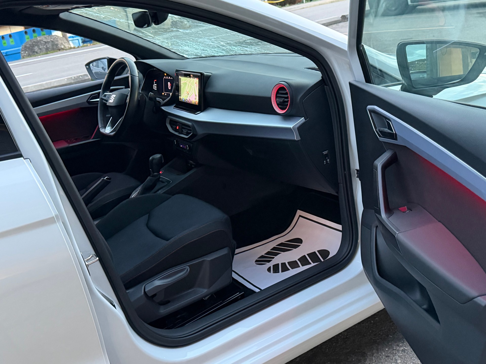 SEAT Ibiza 1.0 EcoTSI Move FR DSG-image-8