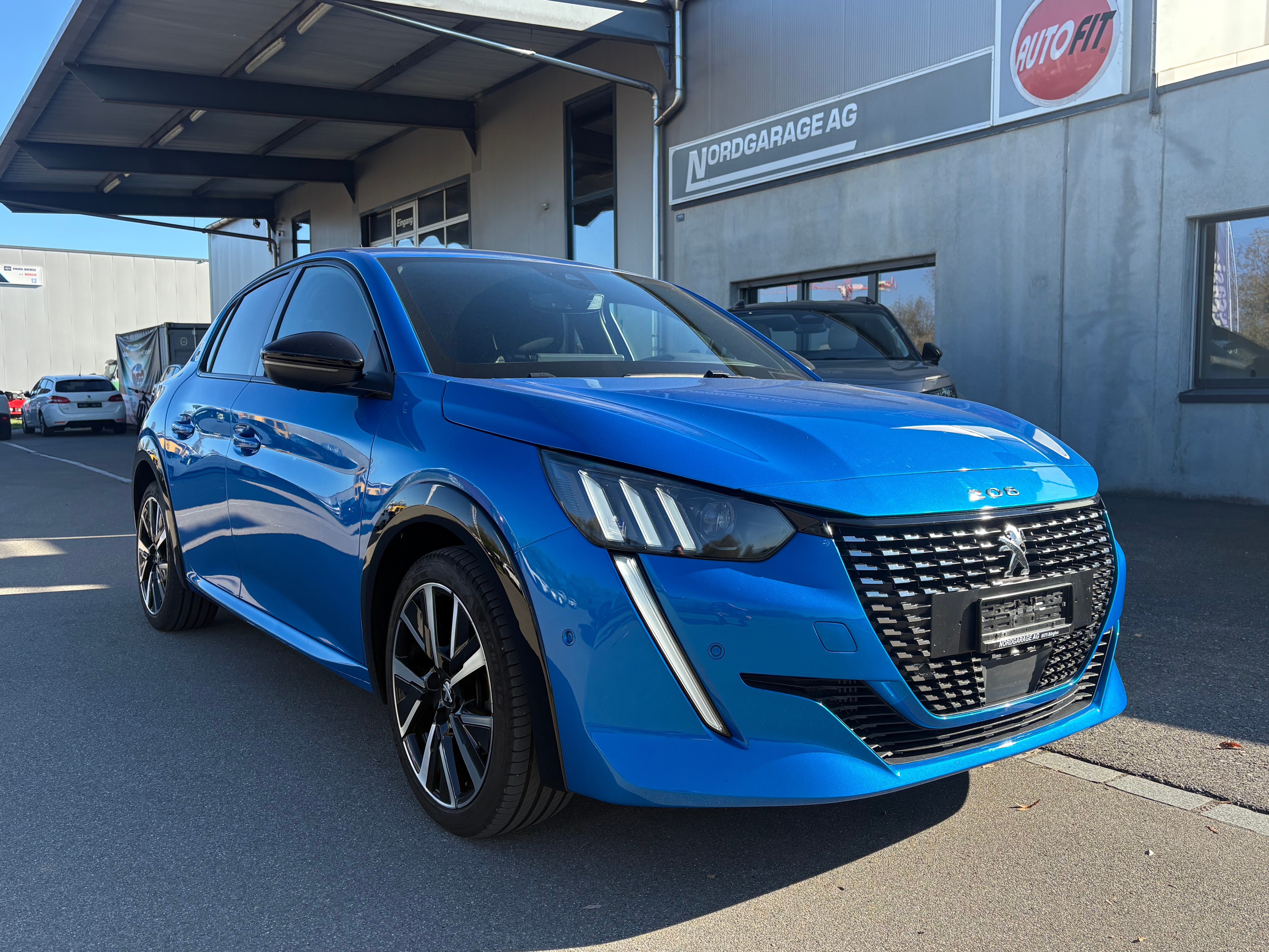 Car photo