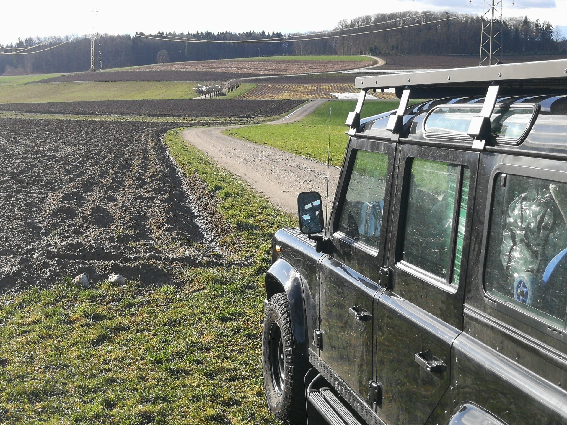 LAND ROVER Defender 110 SW 2.4Tdc-image-12
