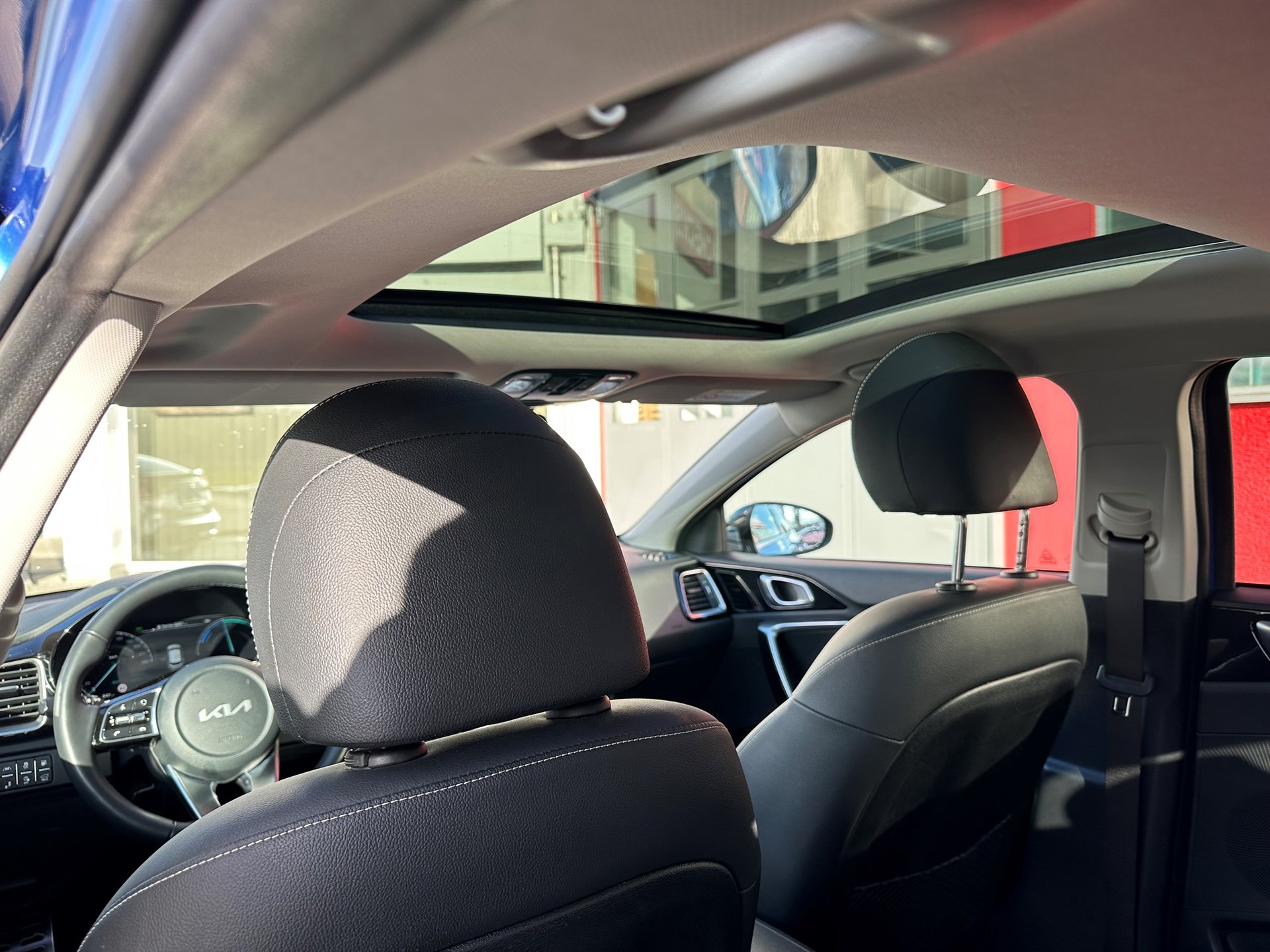 KIA XCeed 1.6 GDi Plug-in Hybrid Style / inkl. Winterräder & Ladekabel / Herstellergarantie / Leasing ab 3.99%-image-11