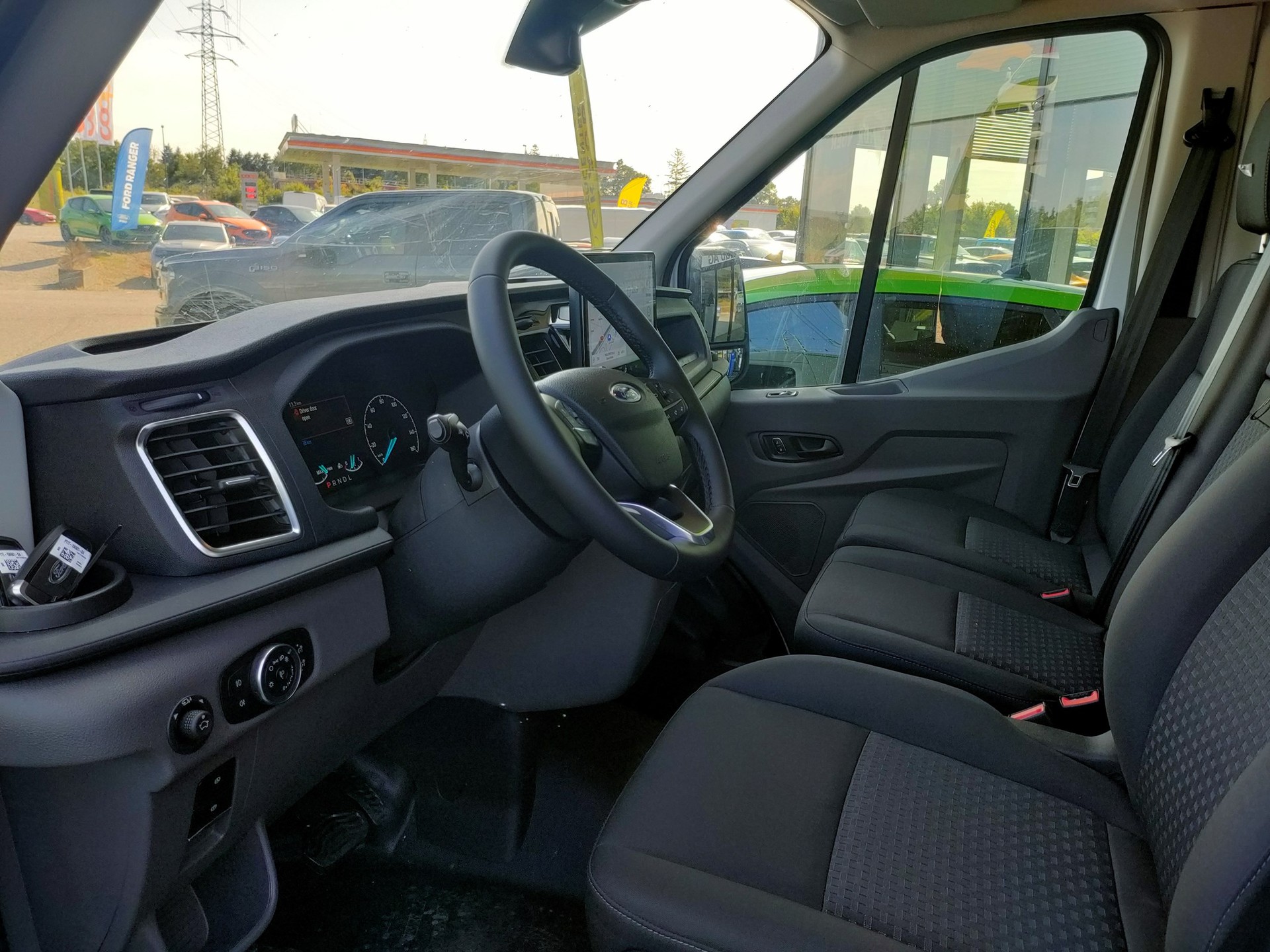 FORD E-Transit Van 350 L2 Trend RWD-image-7