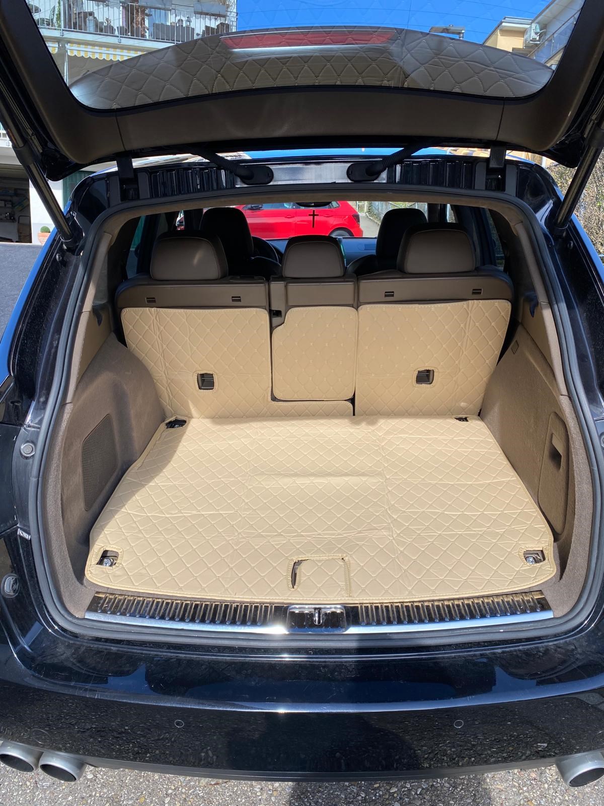 PORSCHE Cayenne Turbo-image-16