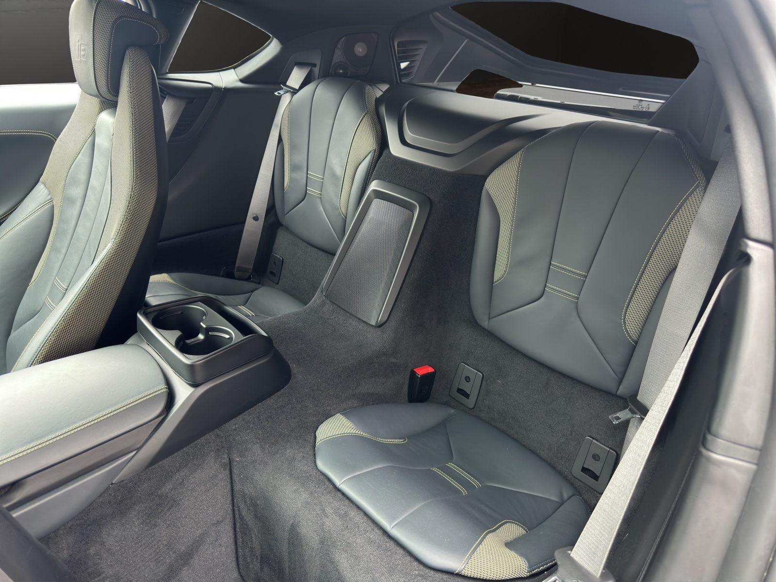 BMW i8 Coupé-image-12
