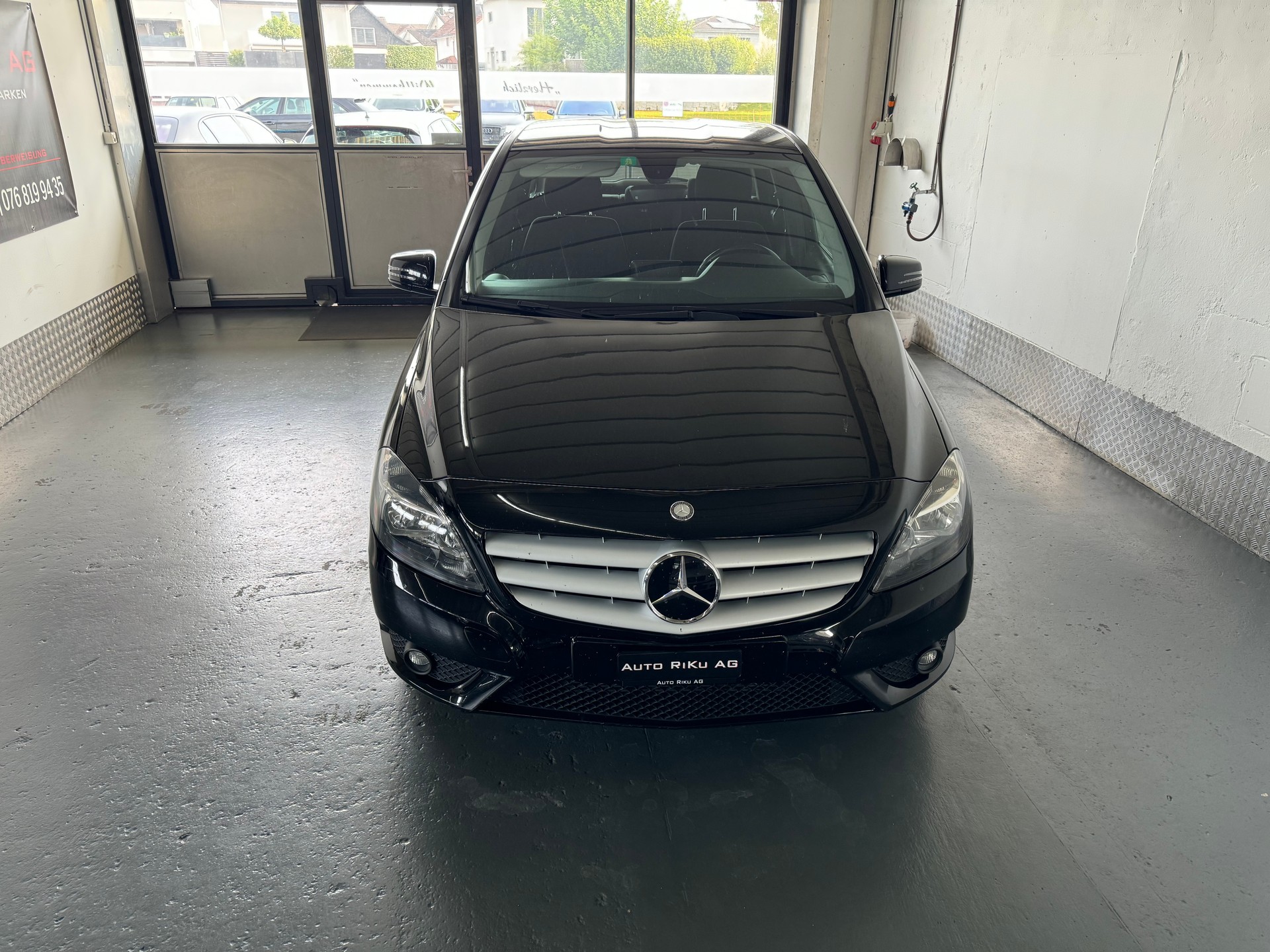 MERCEDES-BENZ B 180 CDI 7G-DCT-showroom-element-2
