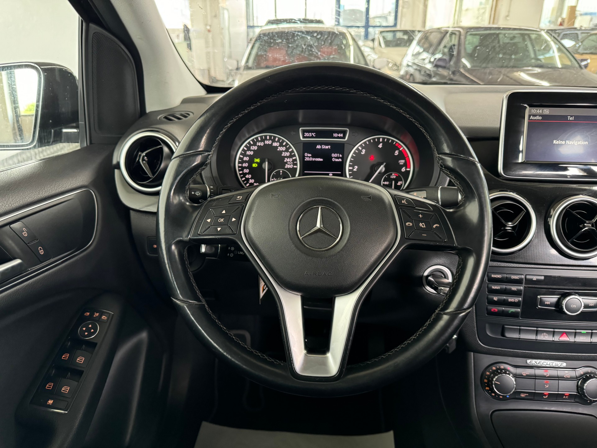 MERCEDES-BENZ B 180 CDI 7G-DCT-image-15