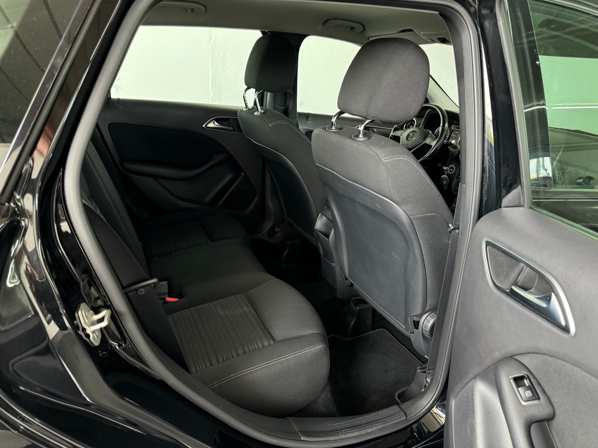 MERCEDES-BENZ B 180 CDI 7G-DCT-image-18