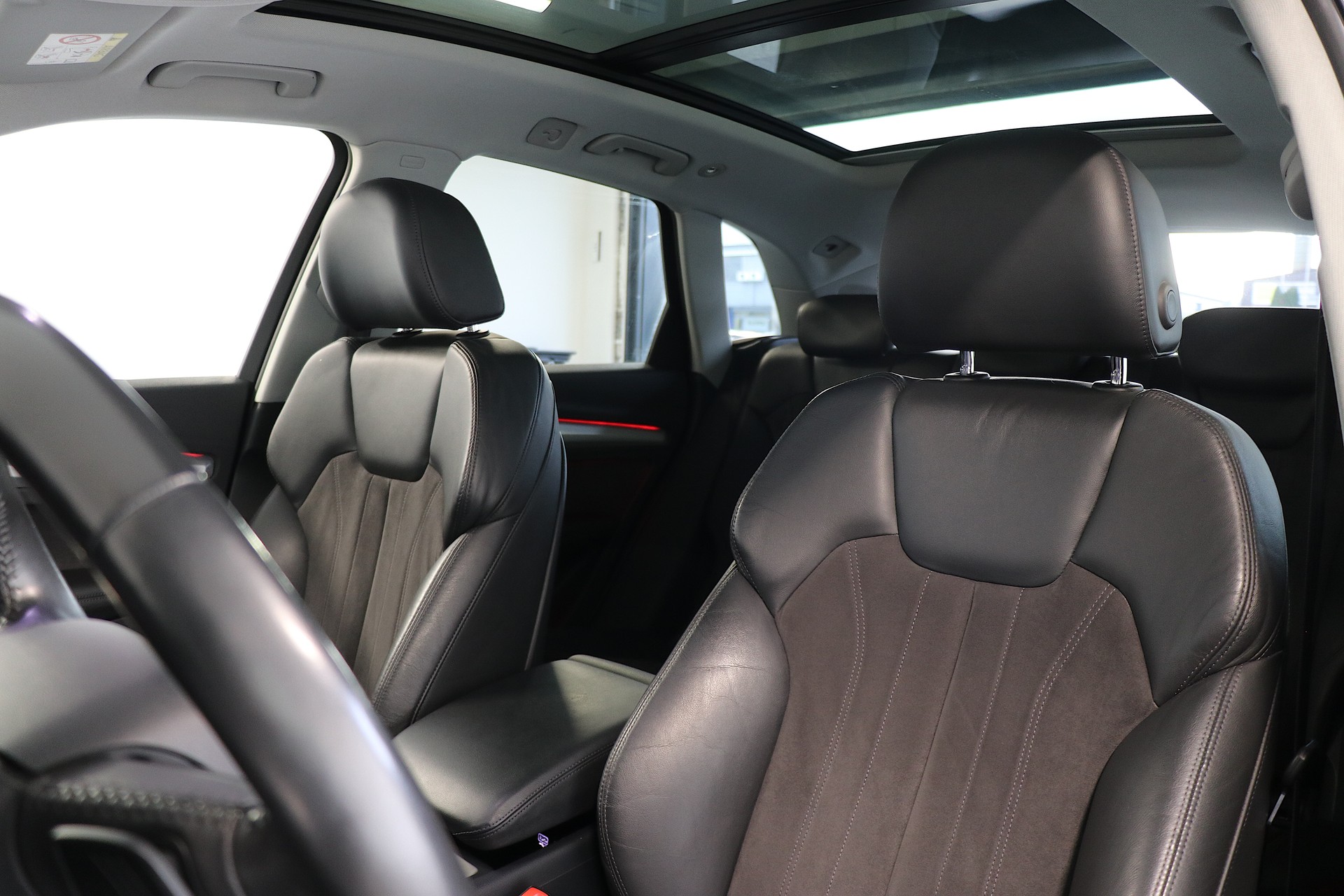 AUDI Q5 2.0 TFSI sport quattro S-tronic-image-6