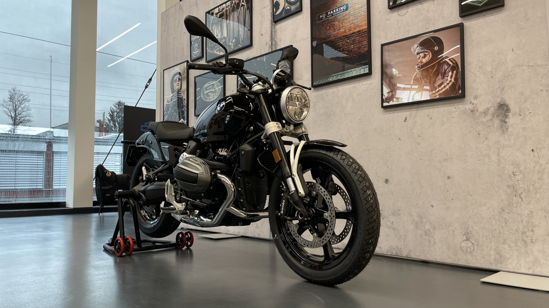 BMW R 12-showroom-element-1