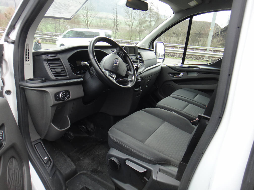 FORD Transit Custom Van 320 L2 2.0 TDCi 130 Trend-image-3