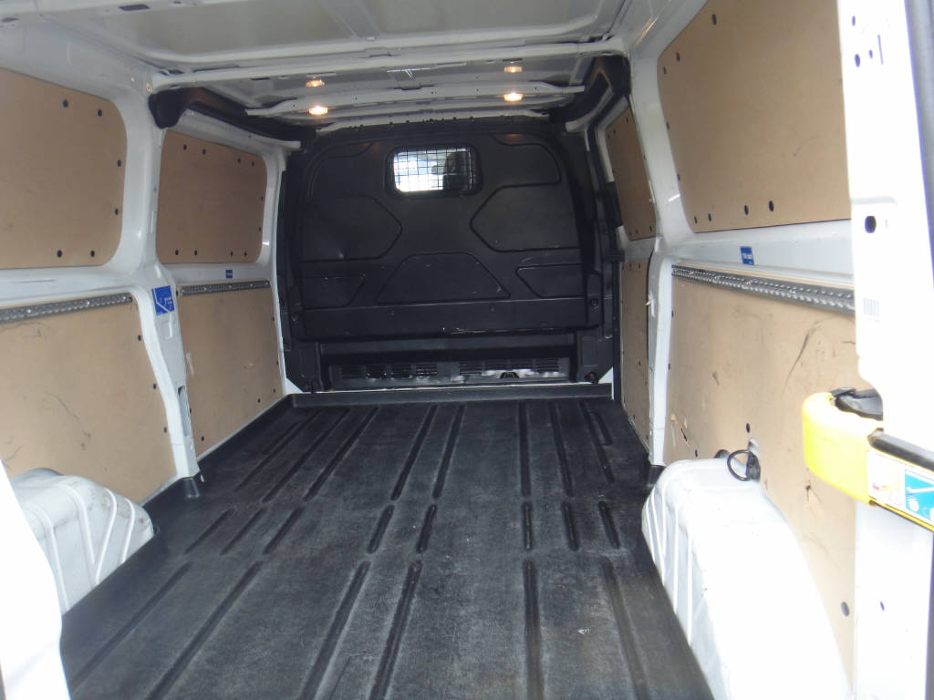 FORD Transit Custom Van 320 L2 2.0 TDCi 130 Trend-image-10
