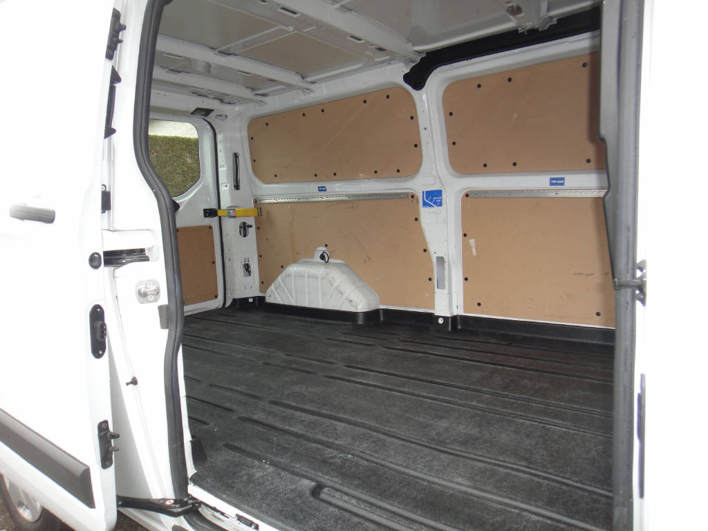 FORD Transit Custom Van 320 L2 2.0 TDCi 130 Trend-image-8