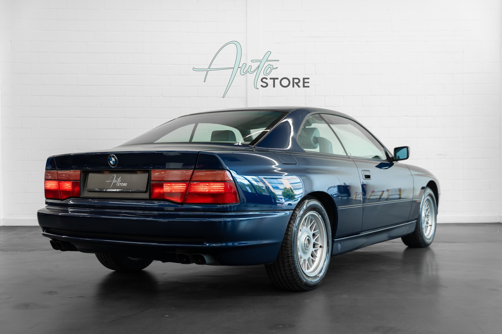 BMW 850i A-image-1