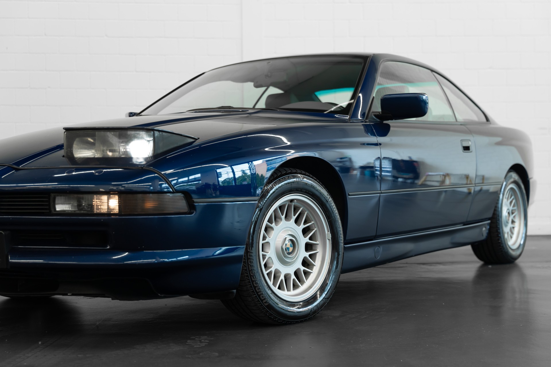 BMW 850i A-image-3
