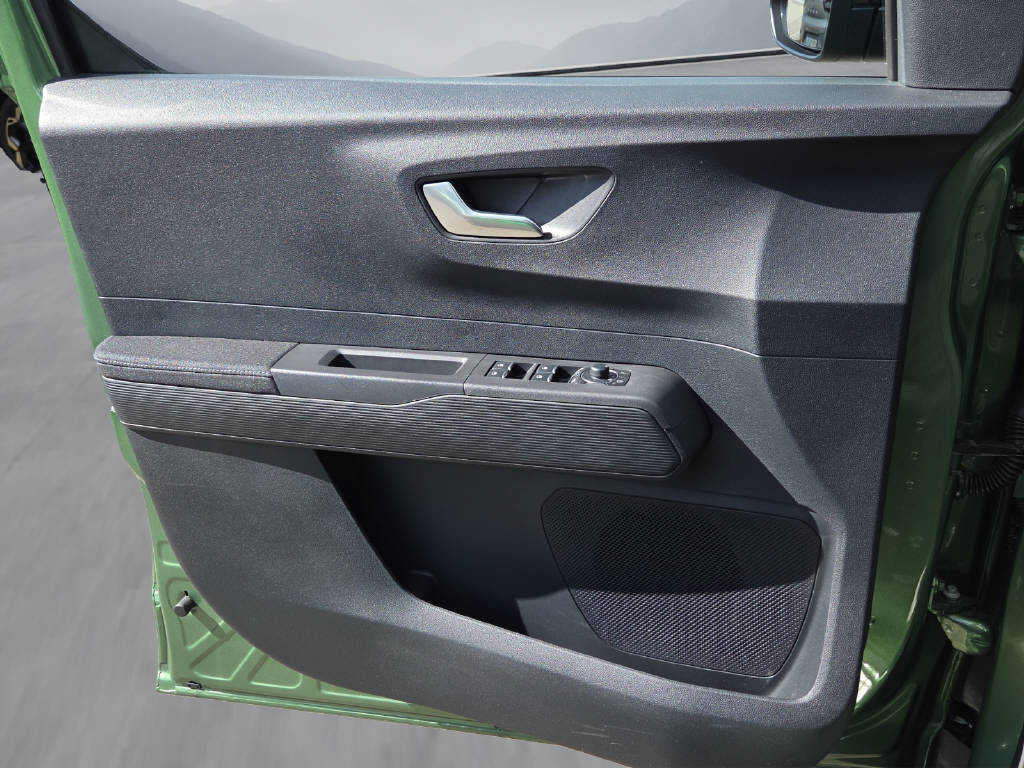 FORD E-Tourneo Courier Active-image-9