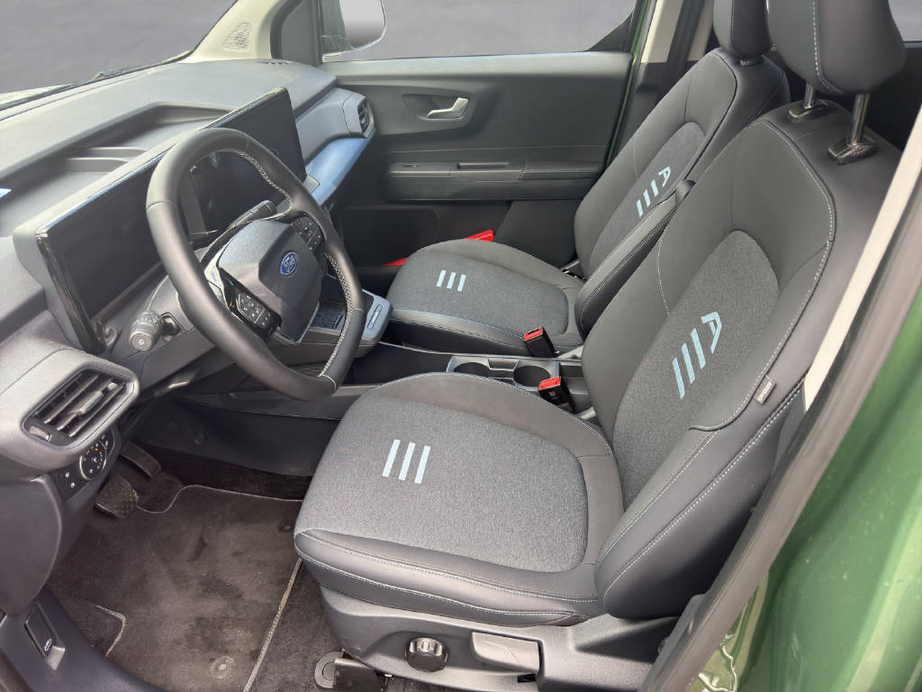 FORD E-Tourneo Courier Active-image-5