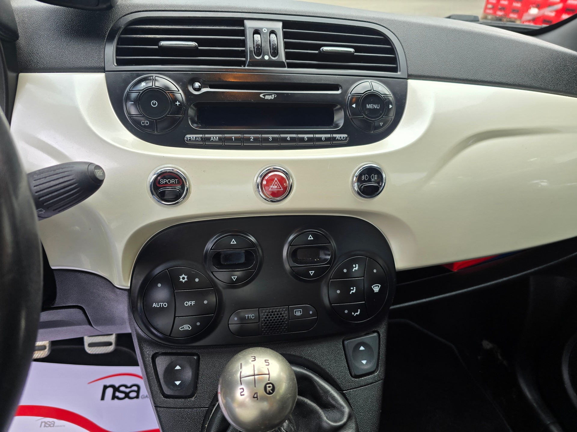 FIAT 595 1.4 16V Turbo Abarth Turismo-image-14