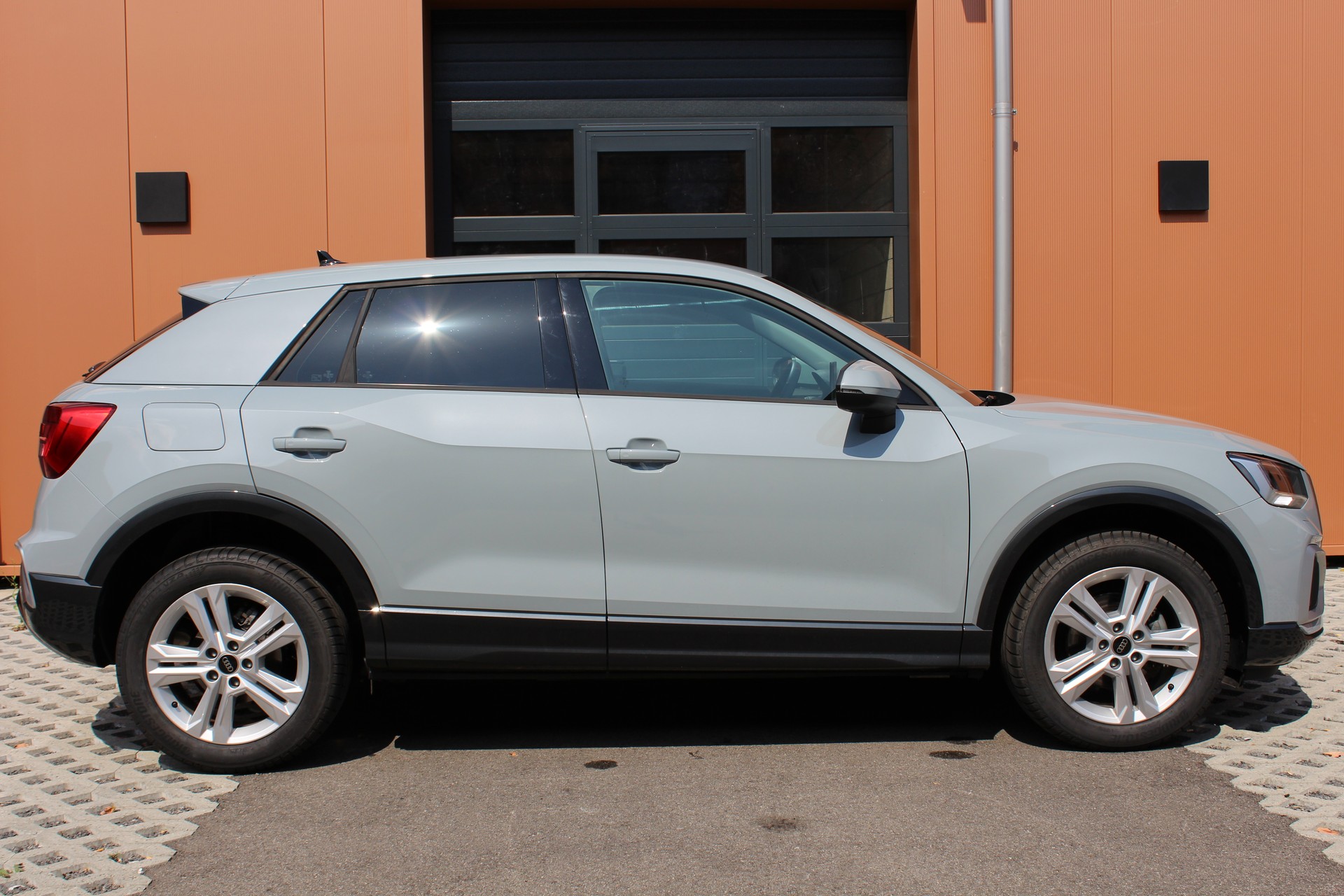 AUDI Q2 35 TFSI S-tronic-image-3