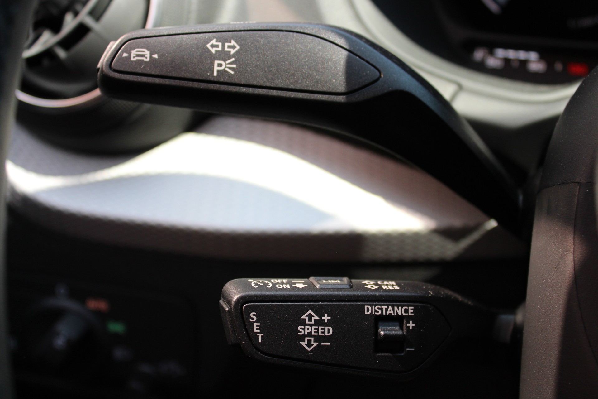 AUDI Q2 35 TFSI S-tronic-image-10
