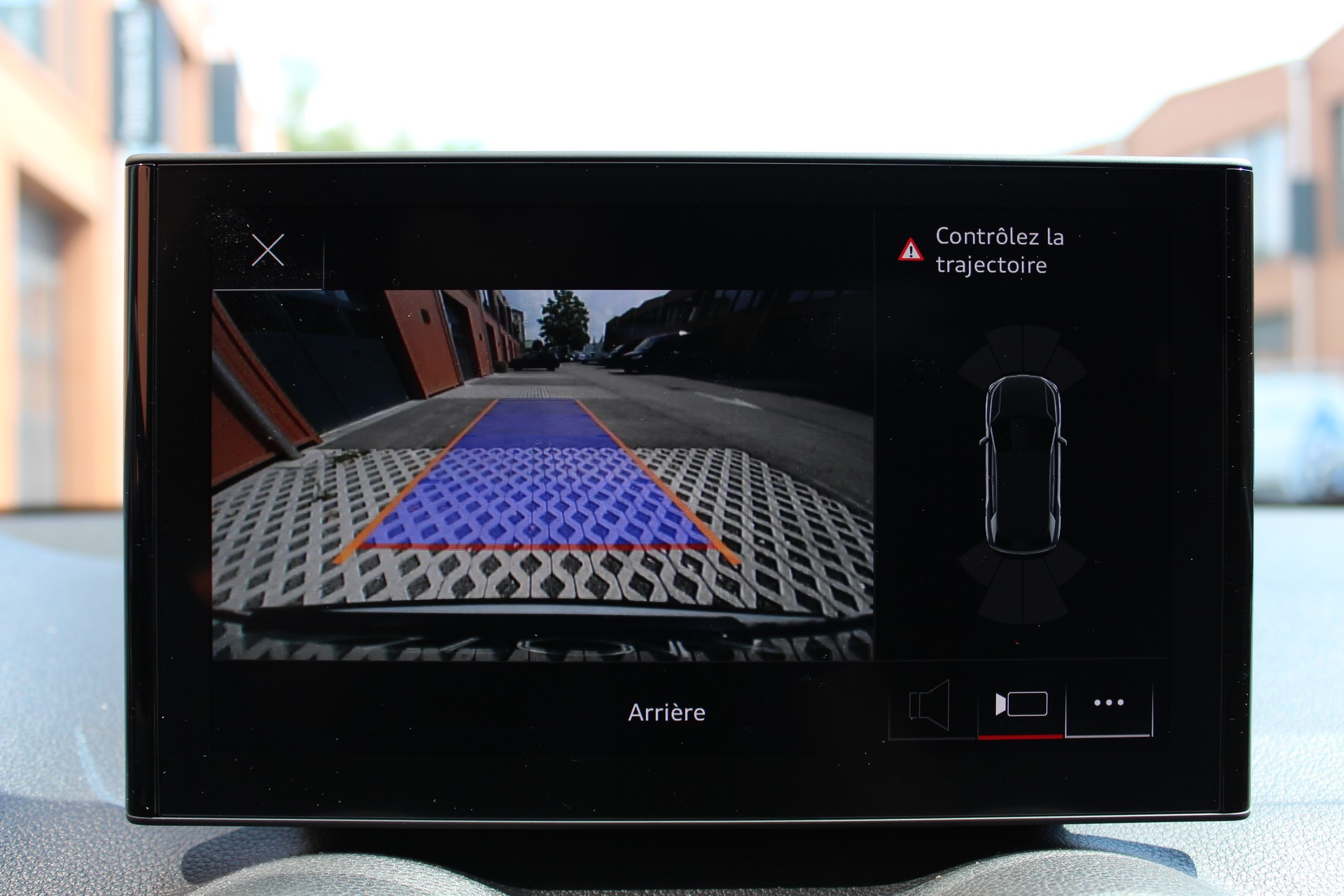 AUDI Q2 35 TFSI S-tronic-image-12