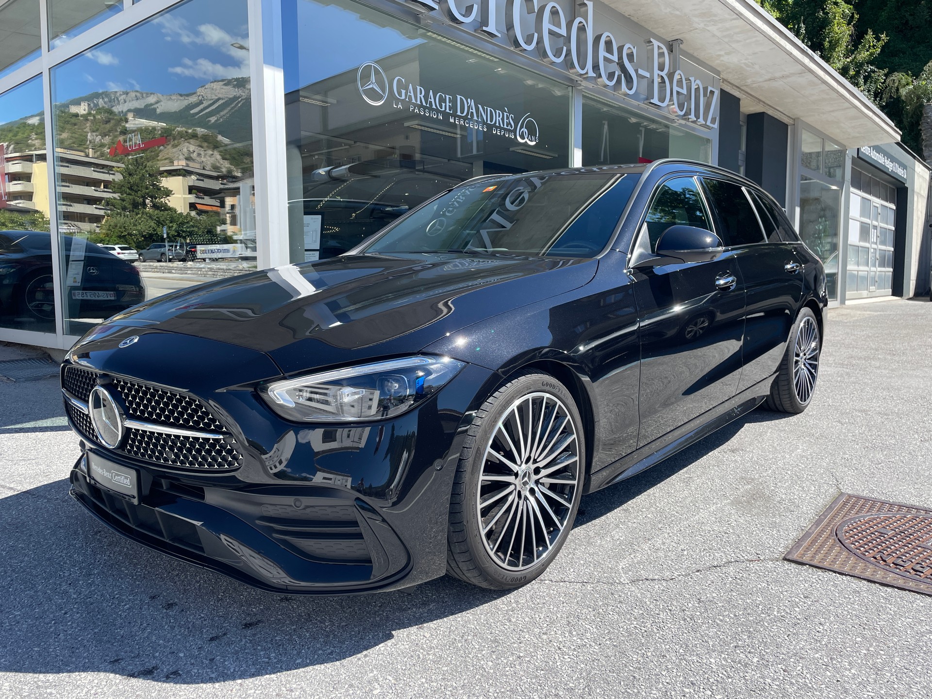 MERCEDES-BENZ C 300 4 Matic break AMG Line-image-0