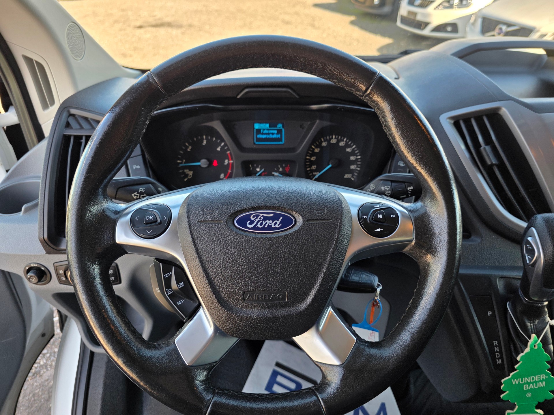 FORD Transit Van 350 L2 Trend 2.0 TDCi 170 FWD A-image-19