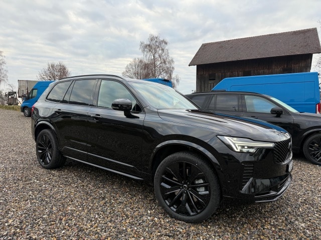 VOLVO XC90 T8 eAWD PluginHybrid Black Edition Geartronic-image-1