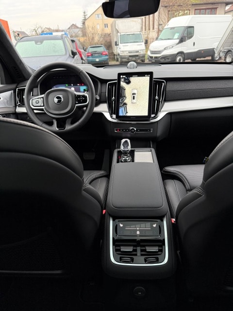 VOLVO XC90 T8 eAWD PluginHybrid Black Edition Geartronic-image-9