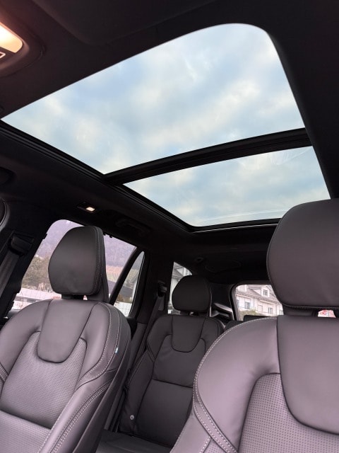 VOLVO XC90 T8 eAWD PluginHybrid Black Edition Geartronic-image-12