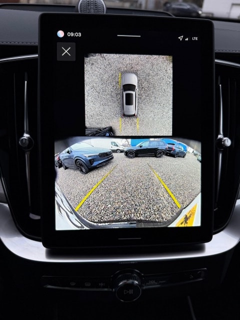 VOLVO XC90 T8 eAWD PluginHybrid Black Edition Geartronic-image-10