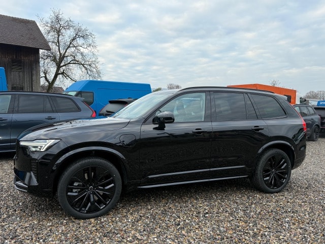 VOLVO XC90 T8 eAWD PluginHybrid Black Edition Geartronic-image-4