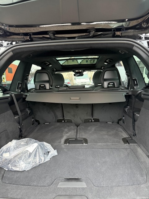 VOLVO XC90 T8 eAWD PluginHybrid Black Edition Geartronic-image-11