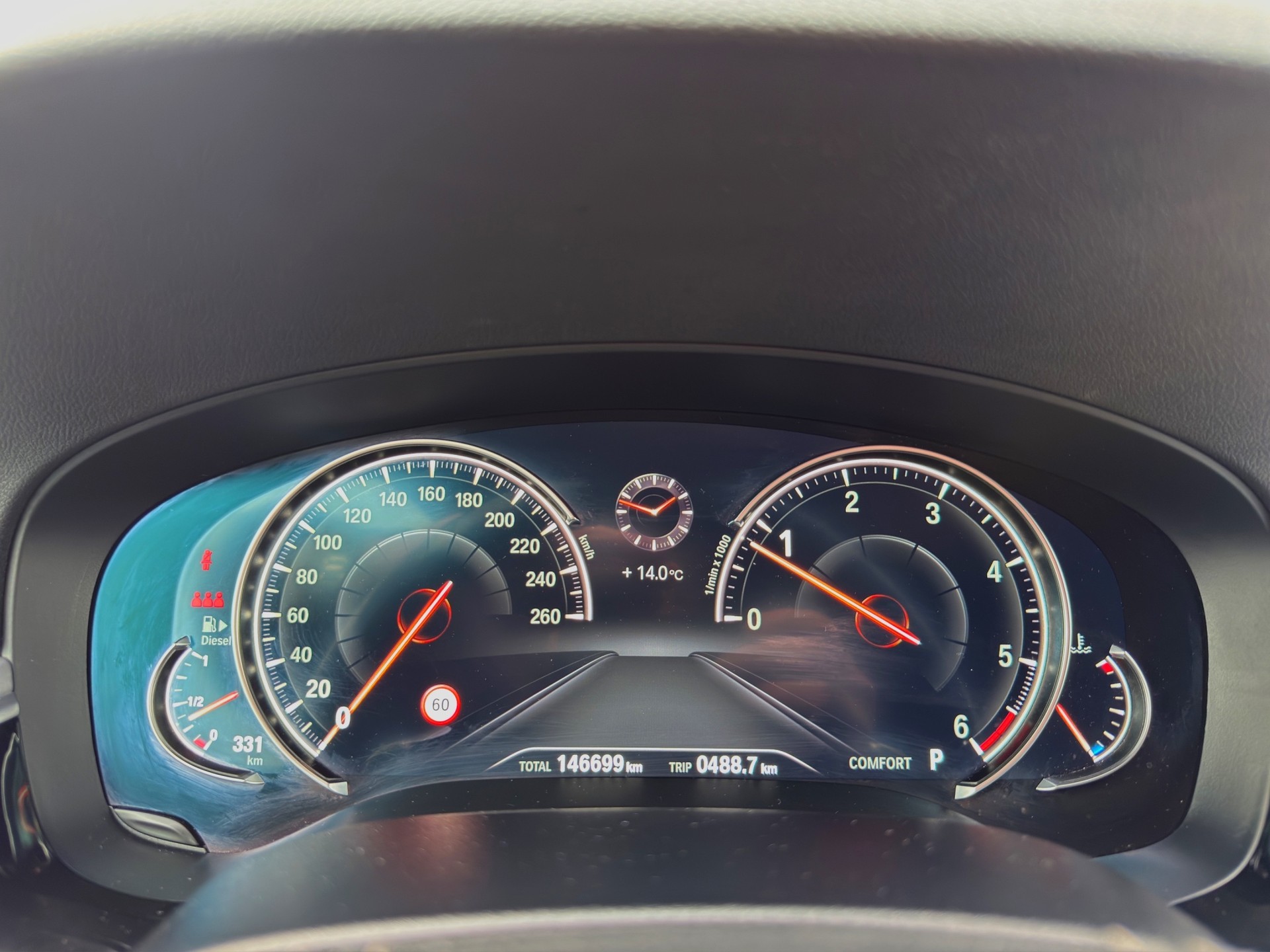 BMW 520d xDrive Touring Sport Line Steptronic-image-16