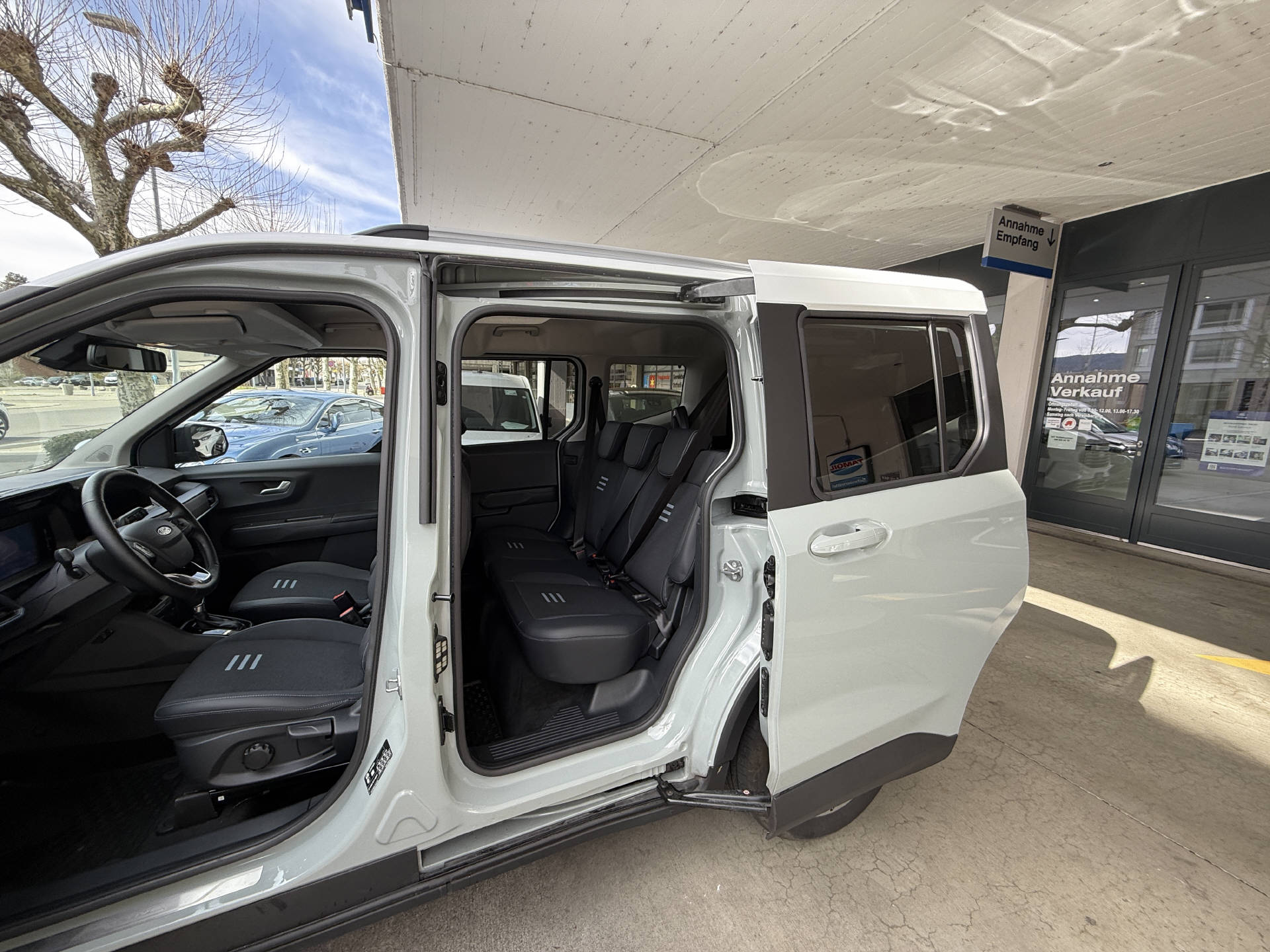 FORD TOURNEO COURIERier 1.0 EcoBoost Active-image-8
